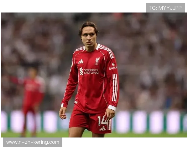 利物浦年轻球员成焦点,未来阵容具潜力 利物浦年轻球员成焦点,未来阵容具潜力